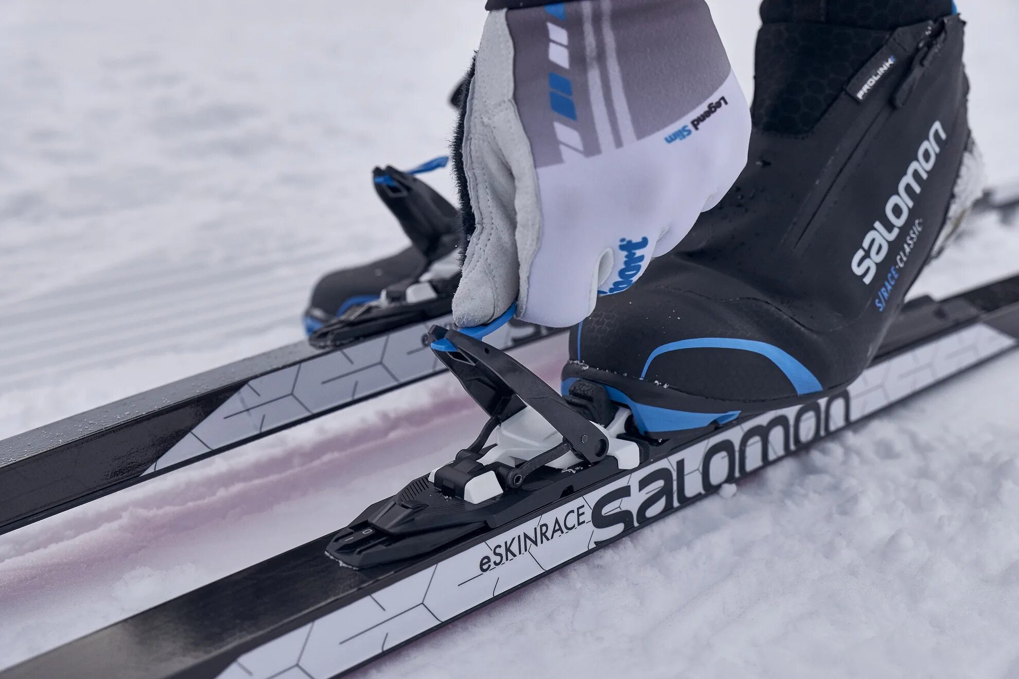 Какие крепление купить. Salomon лыжи классика CL. Salomon 2019-20 Prolink Race Classic. Salomon 2019-20 Prolink Race Classic крепления. Крепления Atomic Prolink.