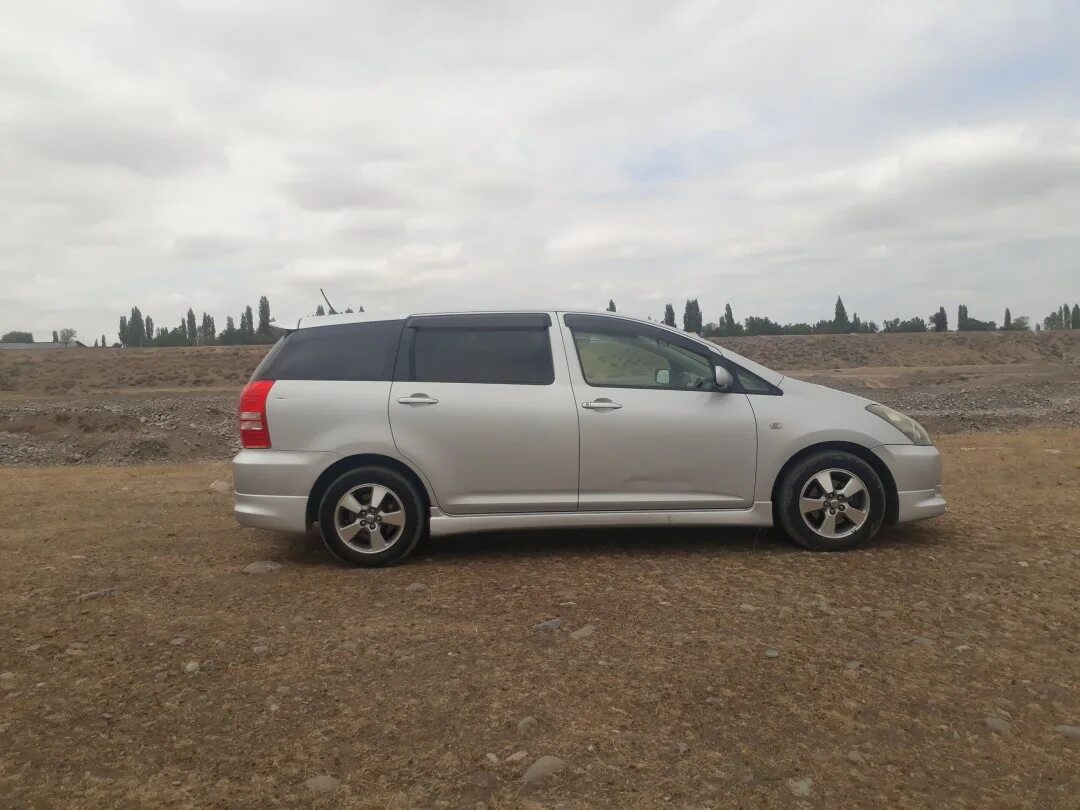 2003 Toyota Wish Minivan. Виш 2003. Купить тойота виш 2003 года