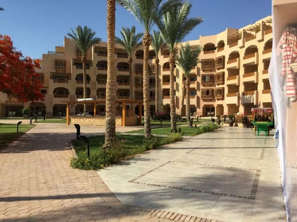 Район мамша в Хургаде. Continental Hotel Hurghada. Эль мамша в Хургаде. Променад мамша в Хургаде.