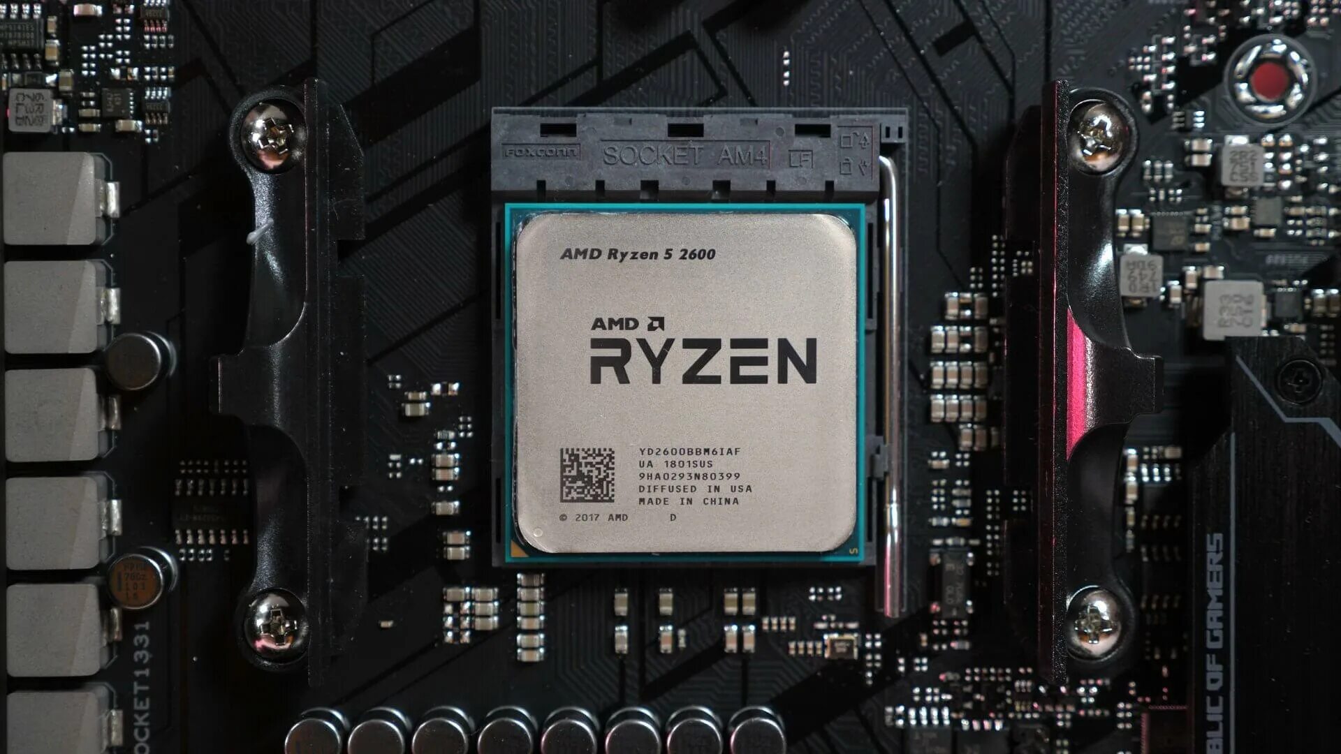 Процессор ryzen 1700. Ryzen 7 1700x. AMD Ryzen 5 2600. AMD Ryzen 7 1700. AMD Ryzen 7 Pro 1700x Box.