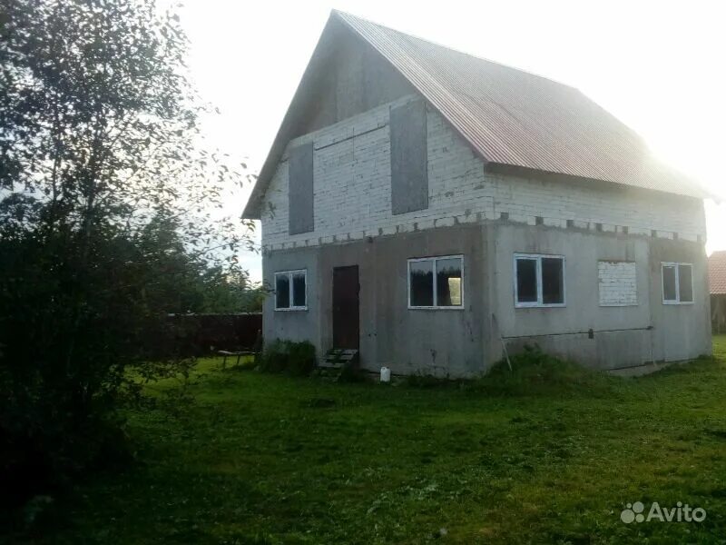 Волосово ленинградская область квартиры. Волосовский район поселок сяглицы дом 20. недвижимость в волосово. коттеджный поселок сяглицы спб. сяглицы озеро волосово.