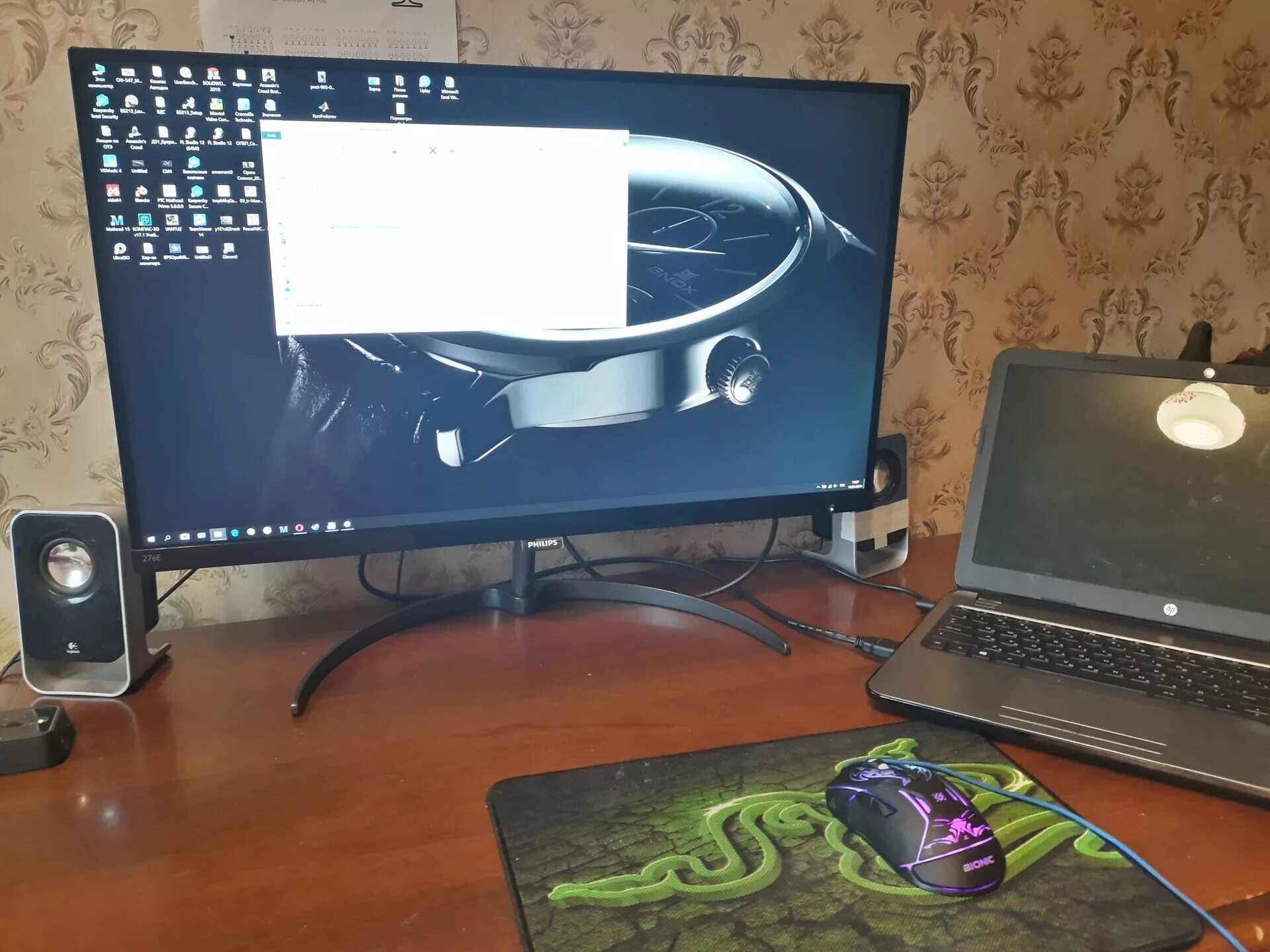 Сломанный жк телевизор. Стоит ли менять монитор. Стоит ли менять монитор. Неисправности дисплей телевизоров. Supra stv-lc32510wl.