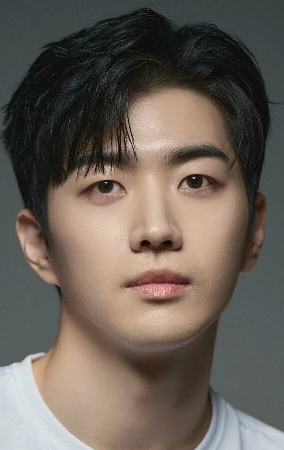 юн джон хун кан юсон. ким кан хун. кан хун дорамы. придворная дама дорама. кан хун сериалы.