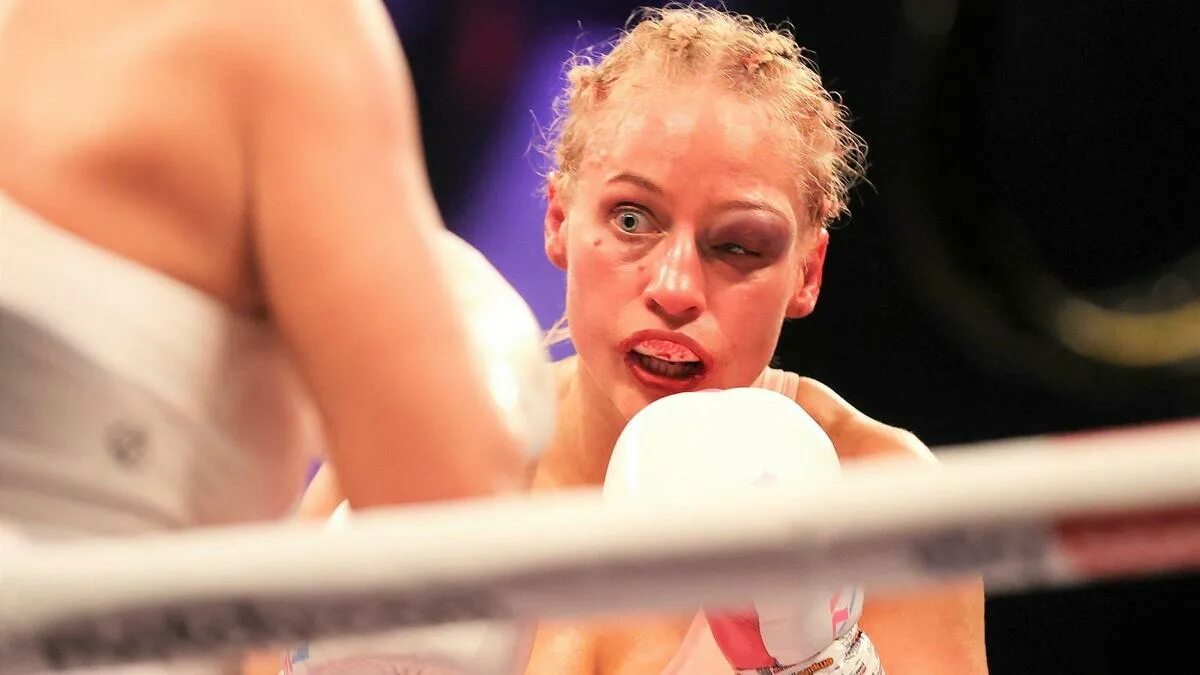 Bridge boxing. Эбан бриджес. эбони бриджес бокс. эбани бриджес (ebanie bridges). эбони бриджес австралийская боксерша.