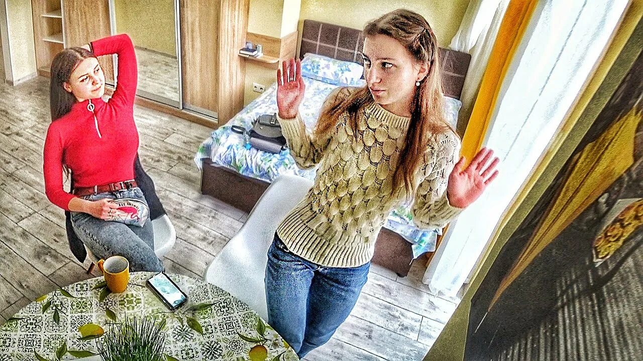 Ей же всего 15 два взрослых. Ей же всего 15 два взрослых