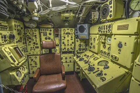 Управление подводной лодкой