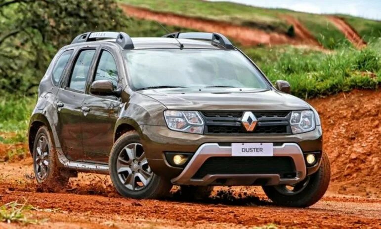 Рено Дастер экспрессион. Дастер expression комплектация. Рено Дастер 2016. Renault Duster комплектация expression. Расход рено дастер 2.0 полный