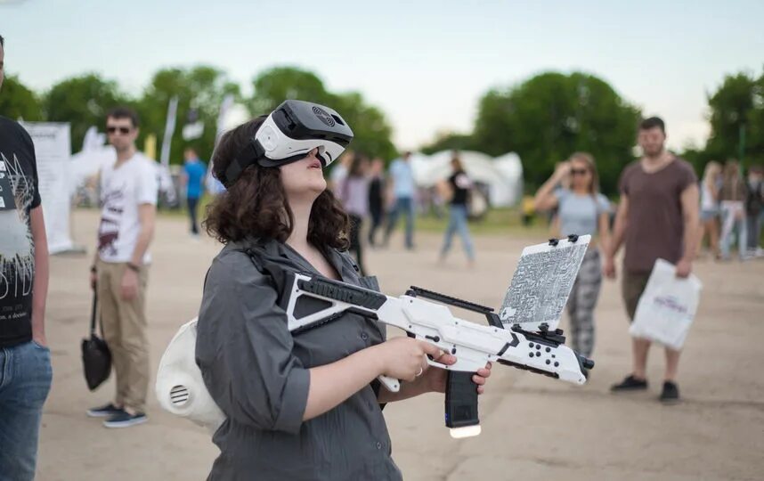 Пикник будущее. Гик пикник. гик фестиваль. фестиваль geek picnic в питере. гик пикник фото.