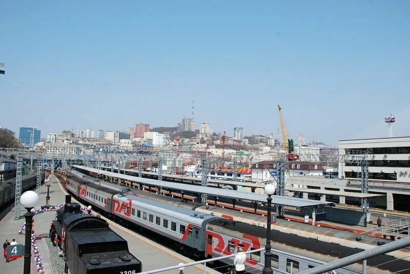 железнодорожный вокзал, владивосток, алеутская улица. ржд вокзал владивосток. ржд вокзал владивосток. жд вокзал владивосток. жд владивосток номер.