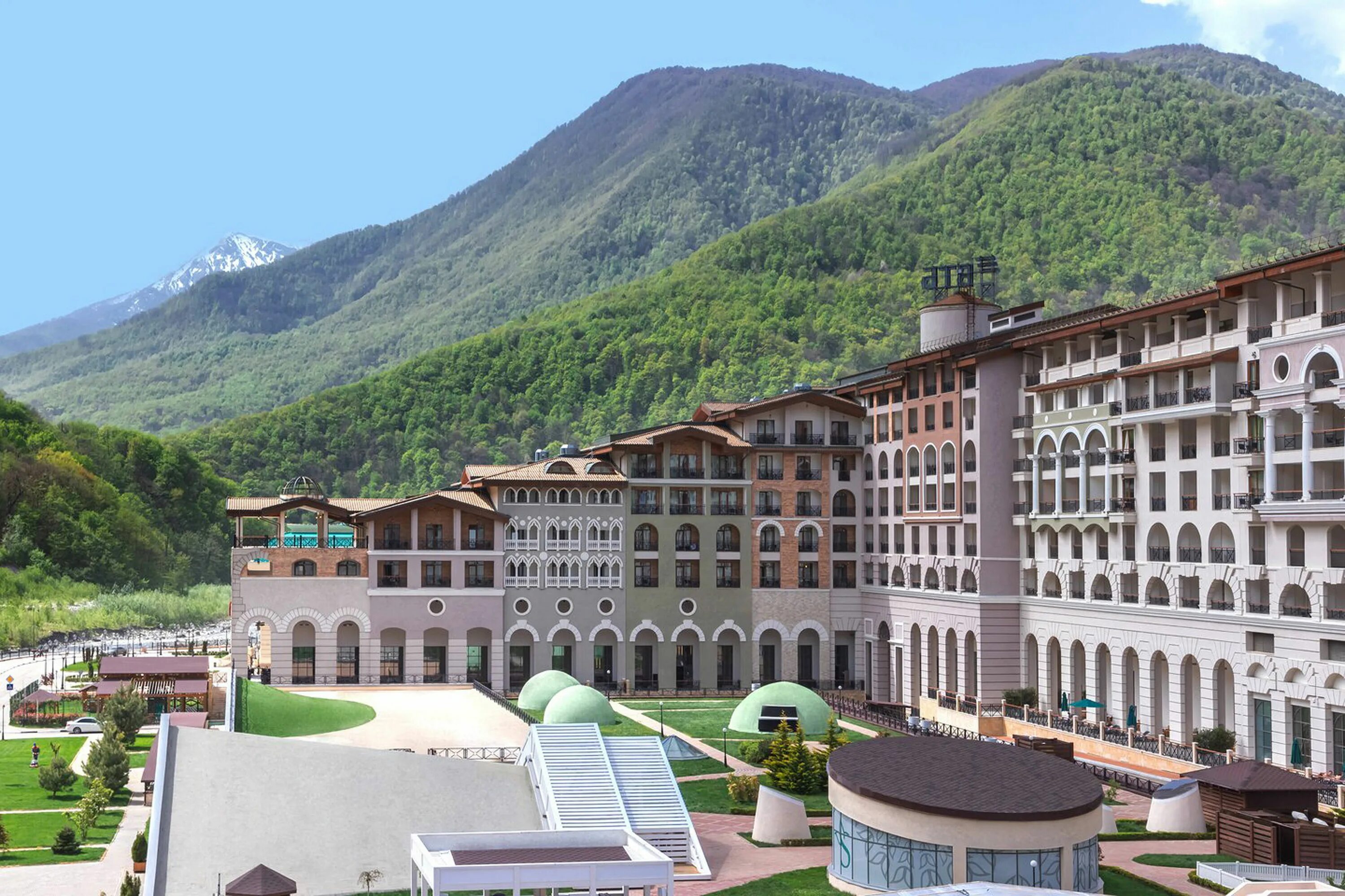 Красная поляна отели marriott. Отель мариота красная поляна-. Marriott sochi krasnaya polyana 5*. Марриотт сочи красная поляна. Марриотт красная поляна 5.