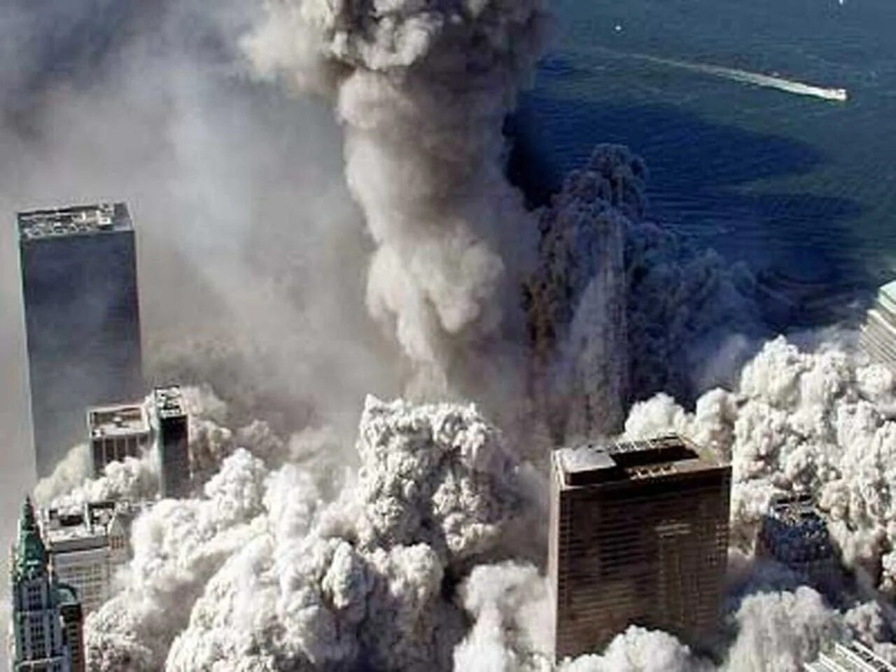 Башни-Близнецы 11 сентября 2001. 11 Сентября 2001 Пенсильвания.