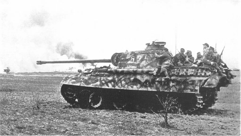 14 танковая дивизия сталинград. Курская битва 1943. Pz kpfw 4 ausf e смоленское сражение. Pz. Танк м 3 ли грант.