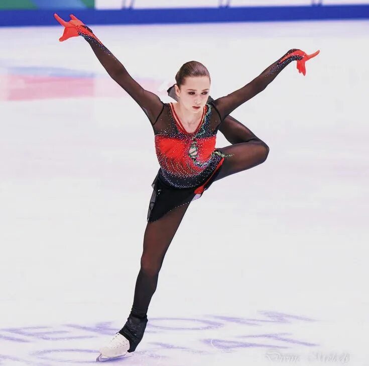 Программа валиевой болеро. Камила валиева болеро. валиева болеро 2025. камила валиева болеро олимпиада. камила валиева фигурное болеро.