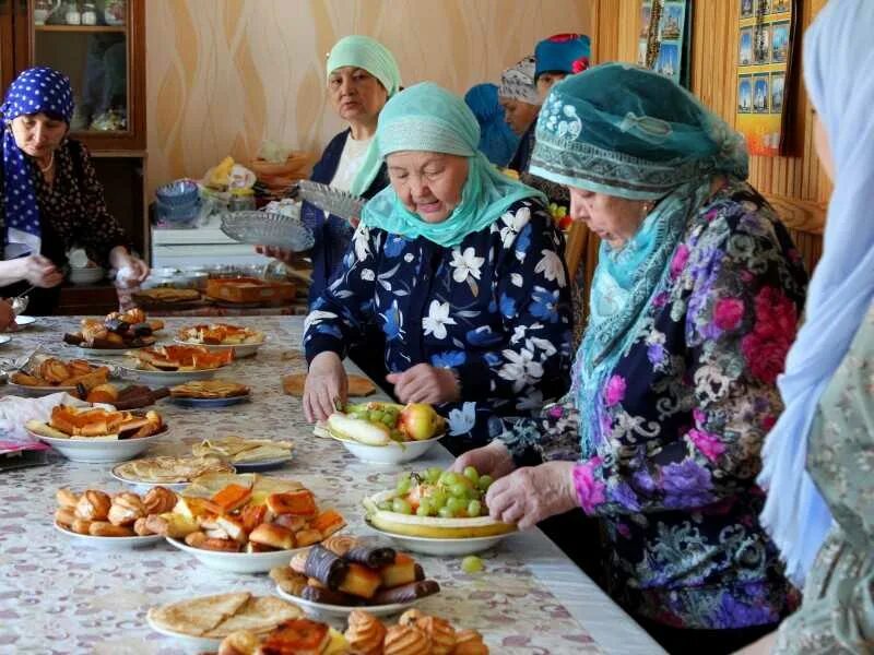Байрам число 2025. Ураза байрам чеченская республика. башкирский национальный праздник ураза байрам. ураза-байрам 2025. татарский праздник ураза байрам.