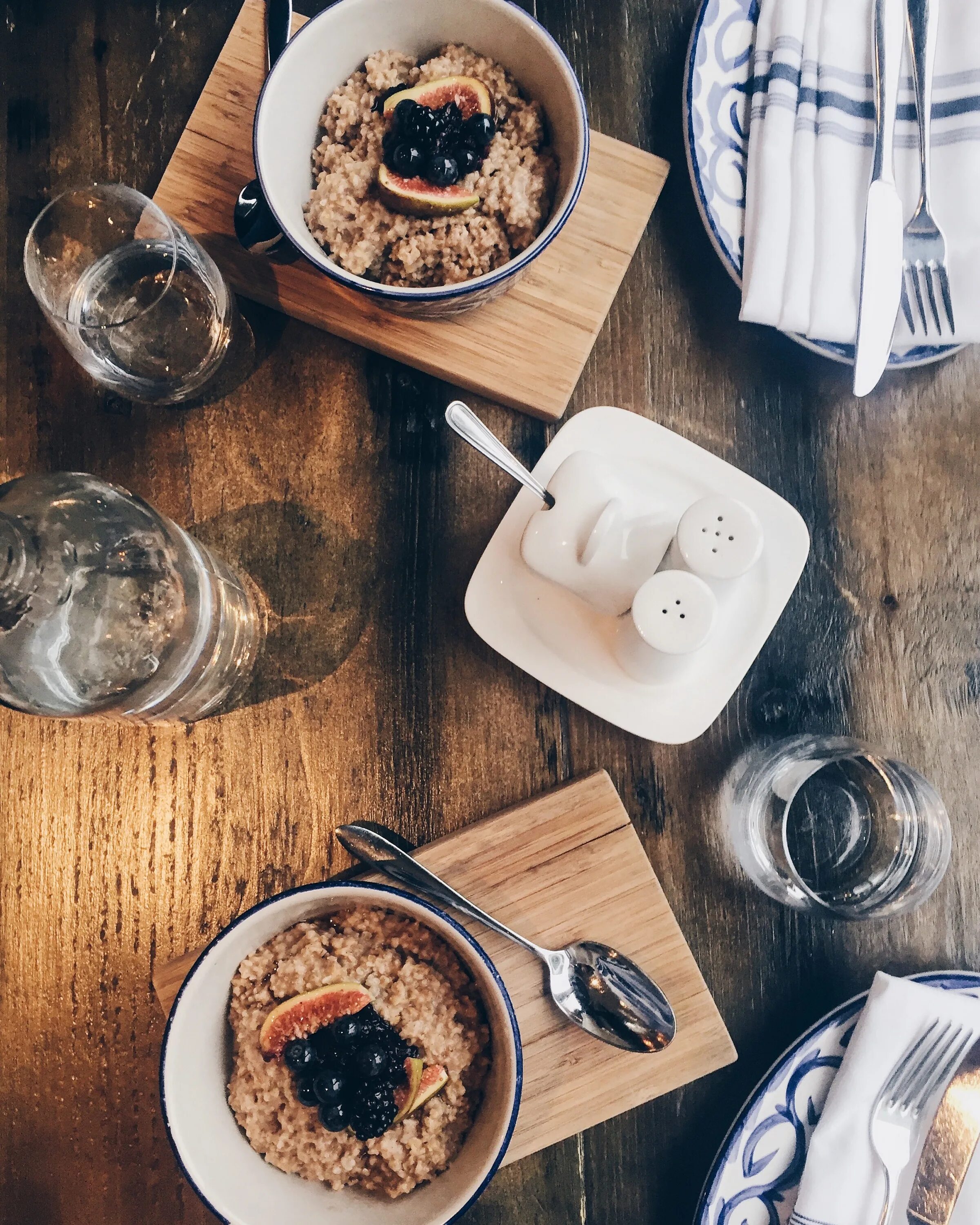 Тематические завтраки. Блинчики. Ресторан дача винтера в сортавала. Красивый полезный завтрак. Завтрак в кафе.