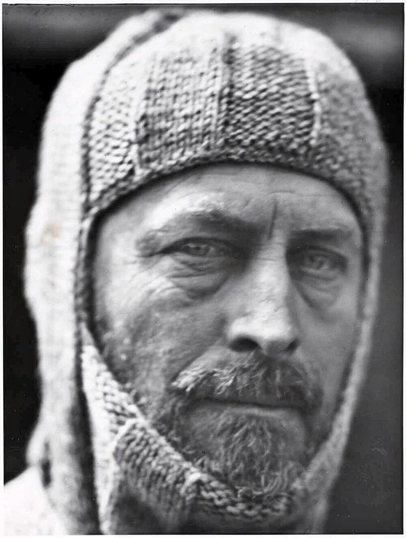 Лица выживший
