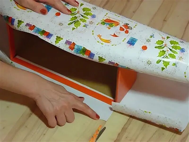 Обклеить коробку бумагой. Как обклеить коробку самоклеющейся пленкой. Обклеить коробку тканью. Как обклеить коробку самоклеющейся пленкой. Декор коробки фольгой.