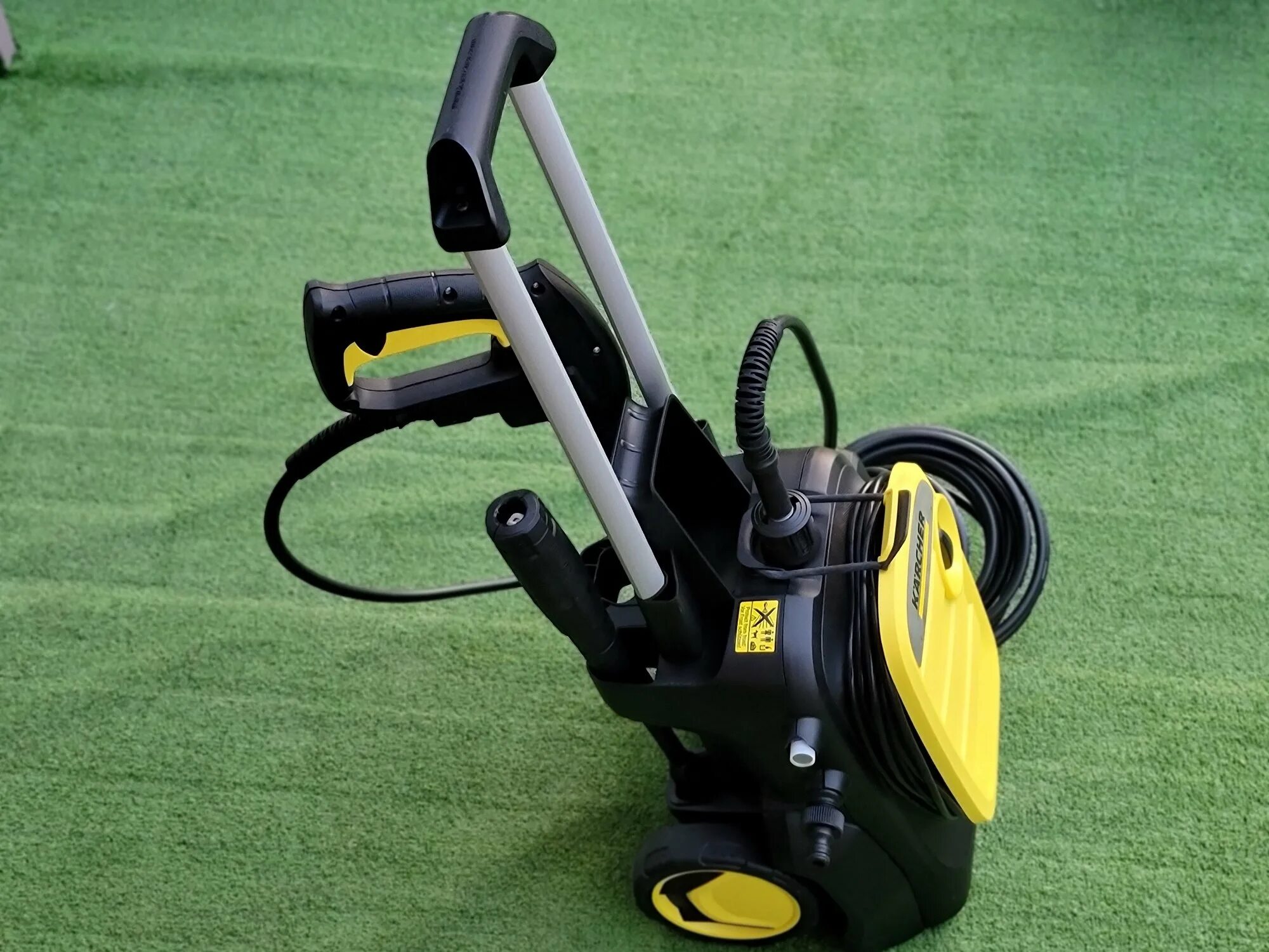 Керхер к 4 компакт. Karcher k 5 Compact. Karcher k5 Compact 2018. Karcher k5 Compact лента. Мойка высокого давления Karcher k 5 Compact.