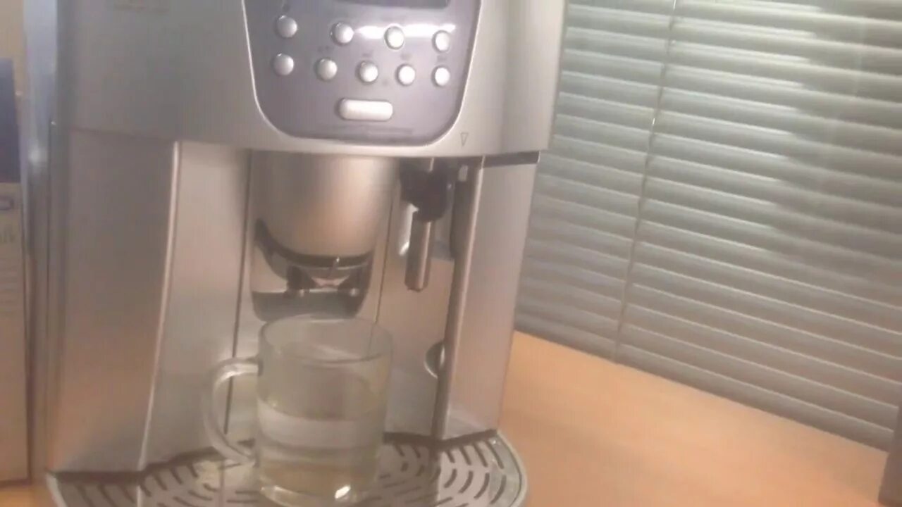 Кофемашина Delonghi 4500. Delonghi esam 4500. Кофемашина Delonghi pronto Cappuccino. Delonghi magnifica esam 4500 от накипи. Очистка от накипи кофемашины delonghi magnifica