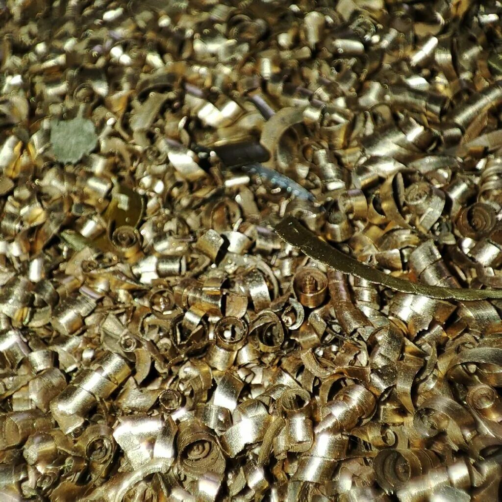 прием черного лома. алюминиевый профиль лом. прием металлолома в нижнем новгороде. вывоз металлолома. ломик титан.