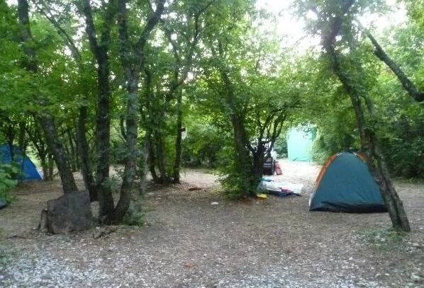 Кемпинг парус в кабардинке. Парус руза кемпинг. Автокемпинг парус кабардинка. Кабардинка глэмпинг scala. Кемпинг парус в кабардинке.