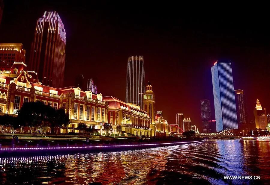 Different night. Хайхе город Китай. Иллюминация Хайхэ. Китайские города с подсветкой. Прогулка по реке Хайхэ Тяньцзинь.