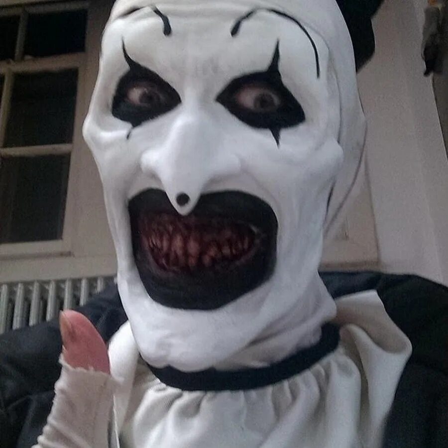 Clown art terrifier base mesh. Шляпа французского клоуна. Клоун арт косплей. Клоун арт косплей. Дэвид торнтон ужасающий.