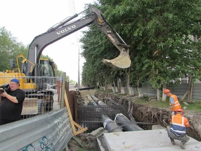 ремонт тепловых сетей. тюмень теплотрасса. теплотрассы тюмень. реконструкция тепловой сети. магистральная тепловая сет.