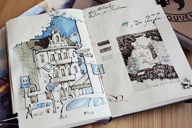 Первый разворот в скетчбуке. Разворот скетчбука. Скетчбук дневник путешественника. Интересные идеи для артбука. Красивые развороты для артбука.