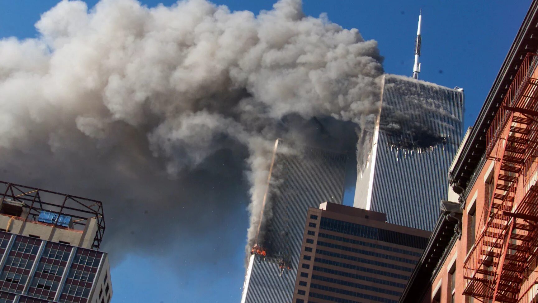Что случилось в сентябре 2001 года. Башни-Близнецы 11 сентября 2001. 11 Сентября 2001 года башни Близнецы. Всемирный торговый центр в Нью-Йорке 11 сентября.