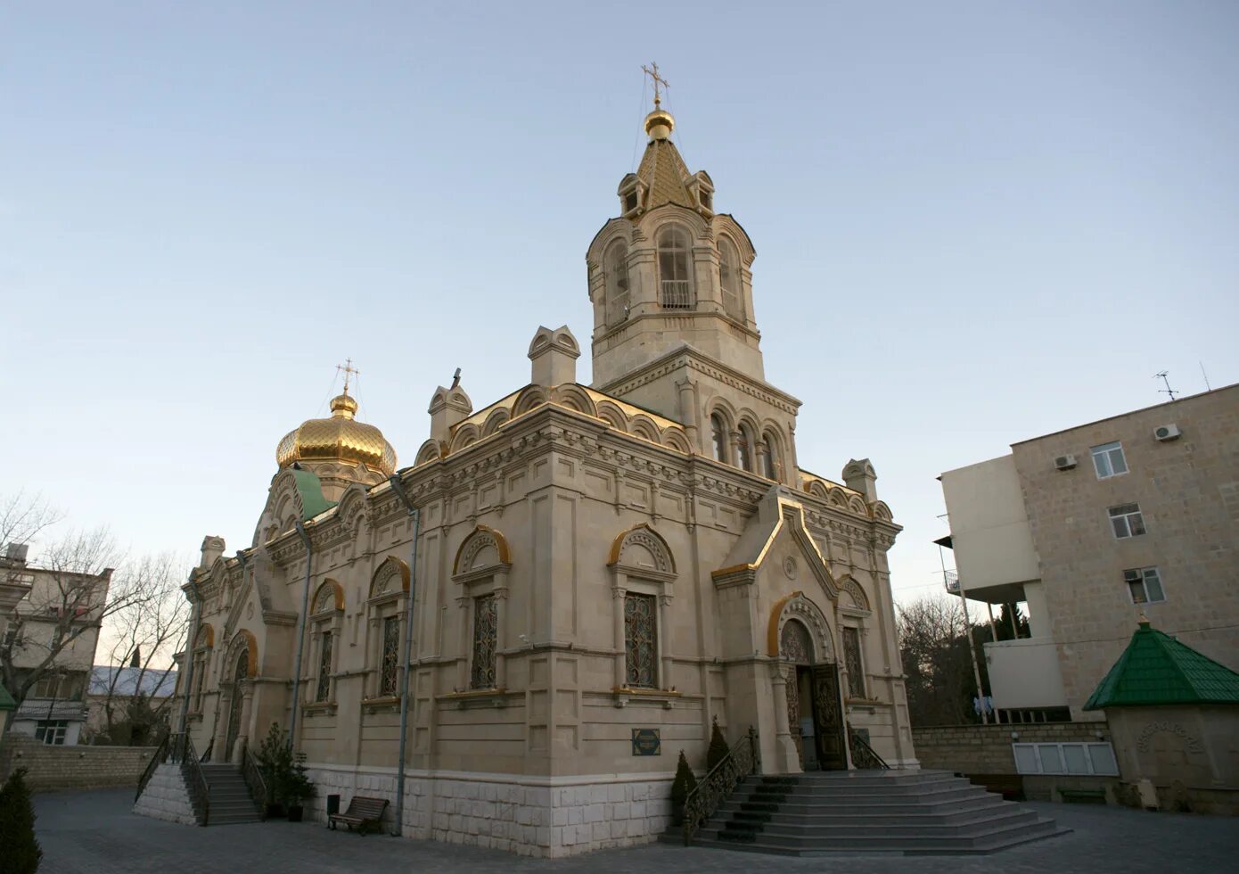 Православные храмы в баку. Православные храмы в баку. Храм жен мироносиц баку. Православные храмы в баку. Храм кюрмюк.