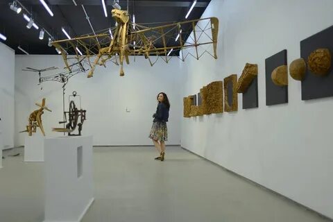Галерея здесь