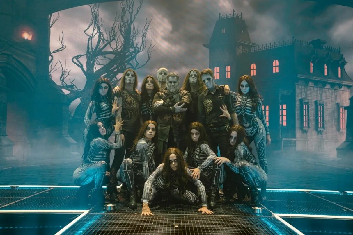 Группа powerwolf. Powerwolf обложки. Группа powerwolf альбомы. Powerwolf venom. Группа powerwolf обложки.