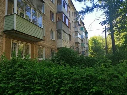 Космонавтов 19