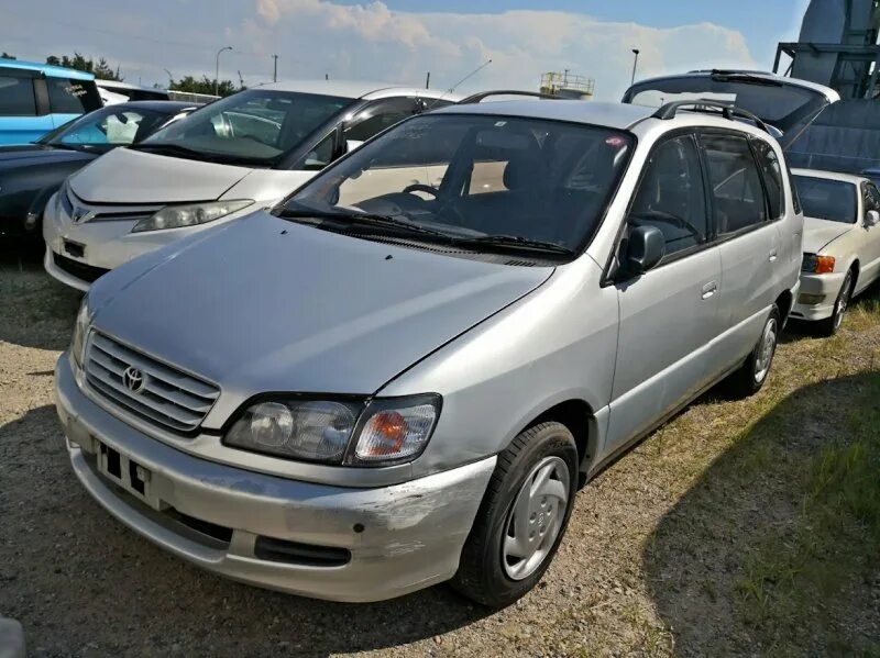 Тойота ипсум 1996. Усолье-сибирское машина. Машина ипсум 1996. Toyota ipsum 1995-2001. Тойота ипсум 1996 2000.