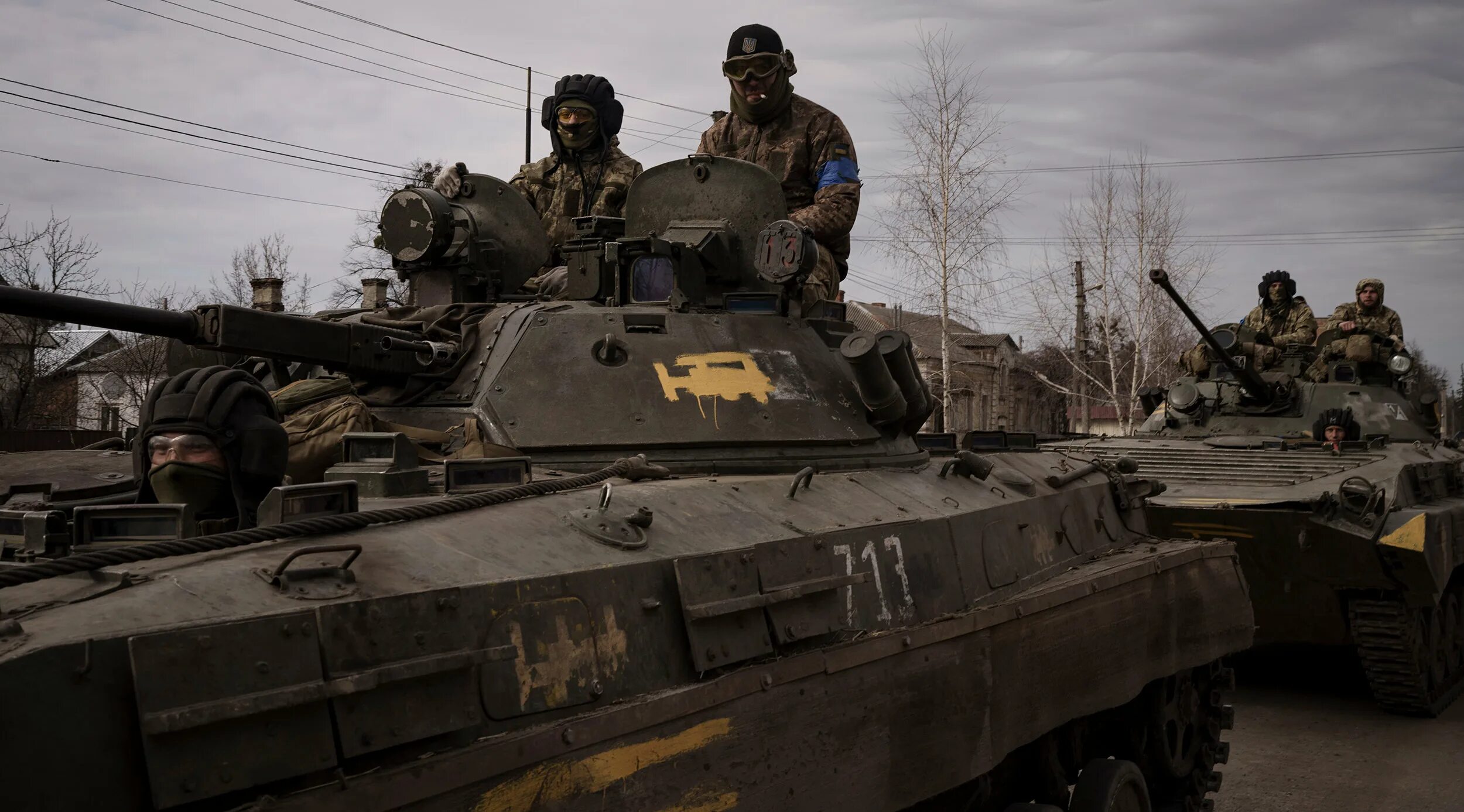 3 ukrainian. Войска Украины. Украинская Военная техника. Российские солдаты на Украине.