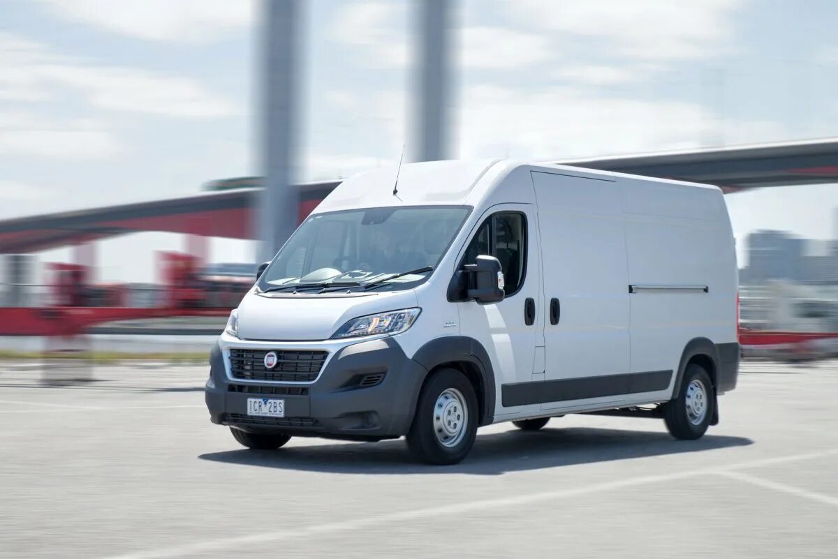 Фиат дукато грузовой. Fiat Ducato Maxi. Фиат Дукато фургон. Fiat Ducato Maxi 2014. Фиат Дукато макси Ван.