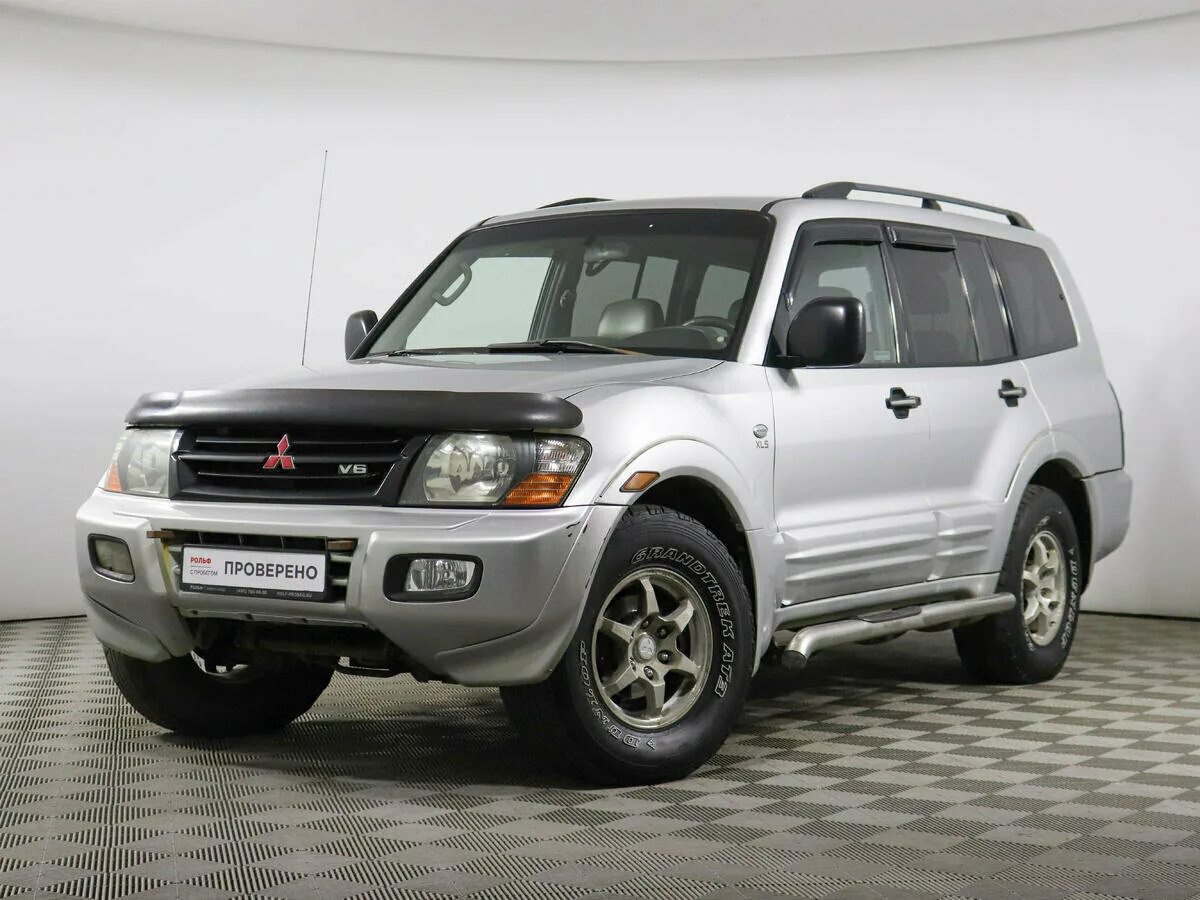 Mitsubishi montero 2001. Mitsubishi Montero 3. Митсубиси Монтеро 2000. Mitsubishi Montero 2001 года. Митсубиши Монтеро 3.5 2001 год автомат.