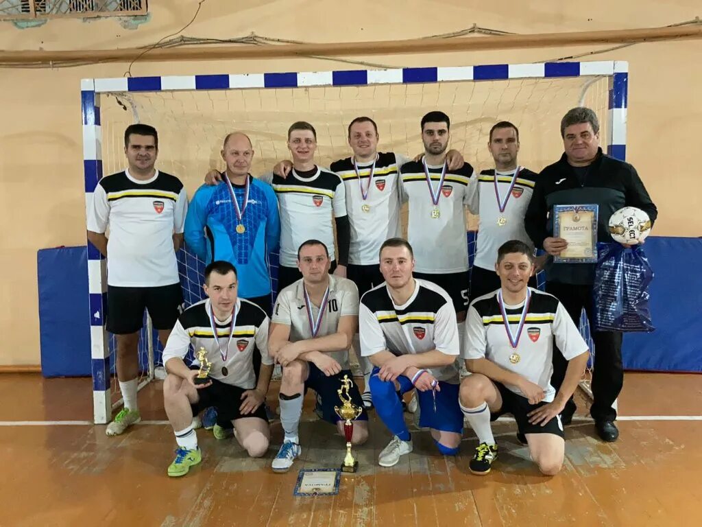 школа имени кузнецова астрахань. школа тихомировой астрахань. г. л. спортшкола астрахань.