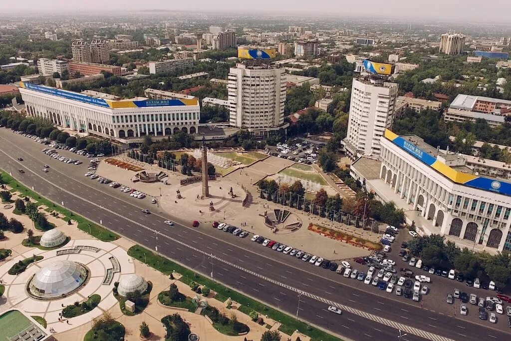 Республиканская площадь. Площадь Республики (Алма-Ата). Новая площадь Алматы. Парламент Алма Ата. Площадь Республики 13 Алма-Ата.