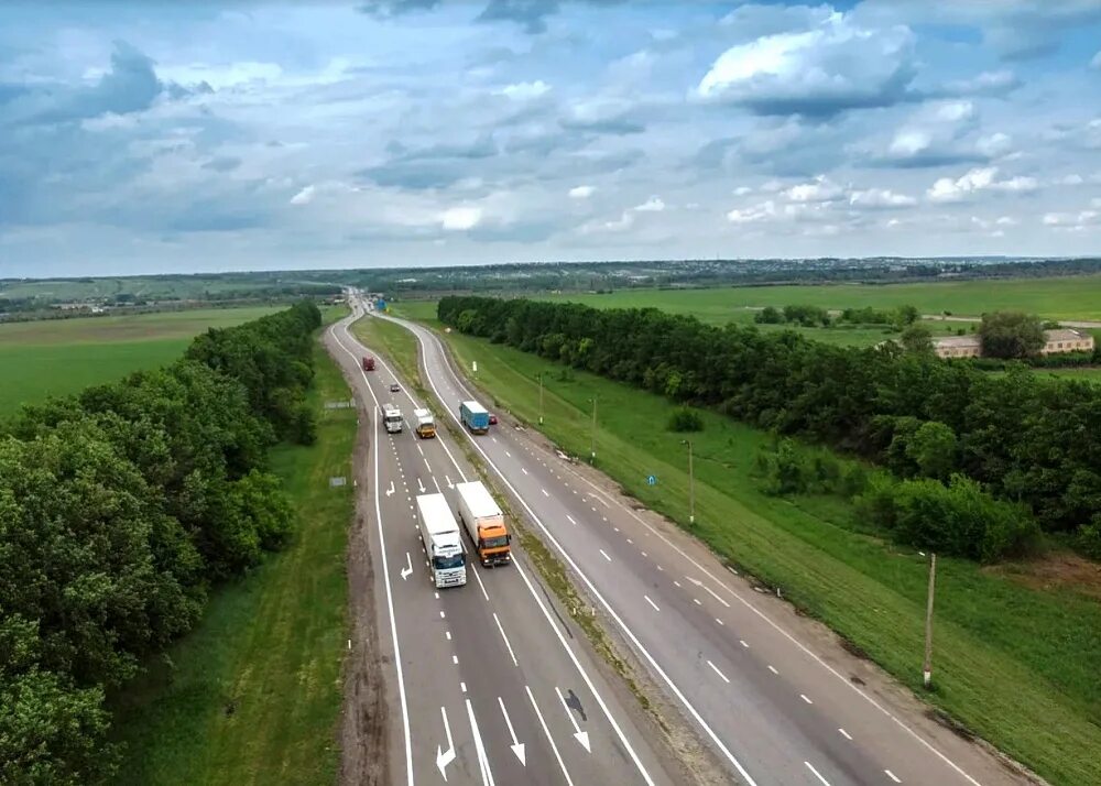 Трасса м4 воронежская обл. Трасса москва дон м4. Трасса м4 воронежская обл. Автомобильные дороги с твердым покрытием. Трасса м4 воронежская обл.