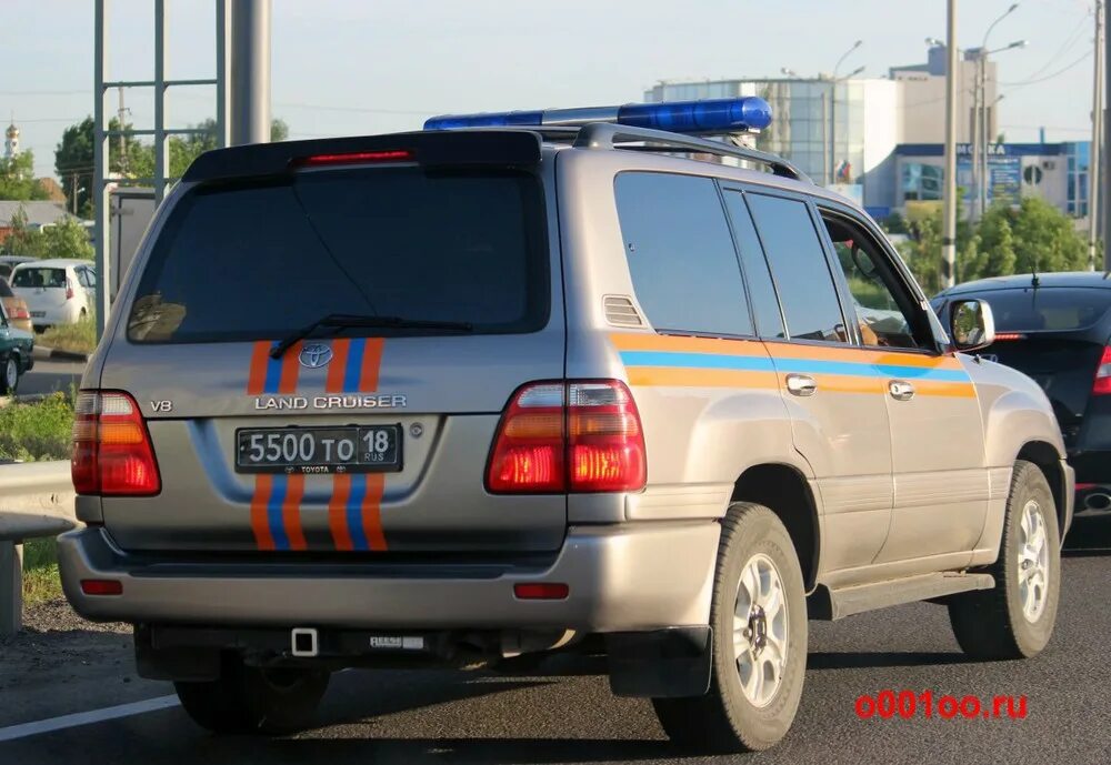 Toyota land cruiser мчс. 555 мчс. 555 мчс. Пожарный порше кайен. Прадо мчс.