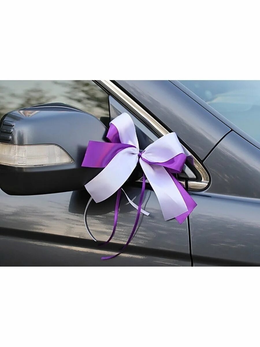 Бант на ручку машины. Банты на машину на свадьбу. Банты на свадебную машину. Украшение машины бантом. Банты на свадебную машину.