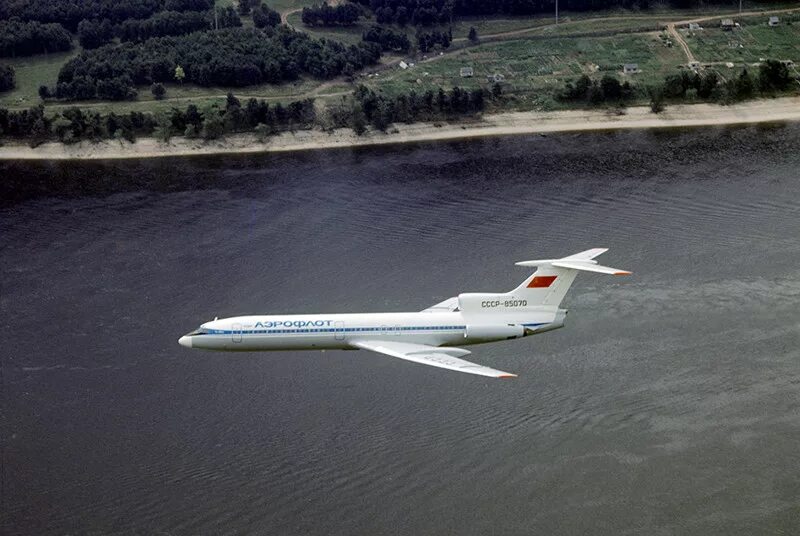 F16. F-14 tomcat vx-4. самолет реактивный джет. самые реактивные самолеты. самолет мини.