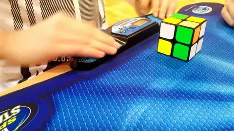 The world record....Fastest 2x2 Rubik's cube solving....🔥 🔥 🔥 - You...