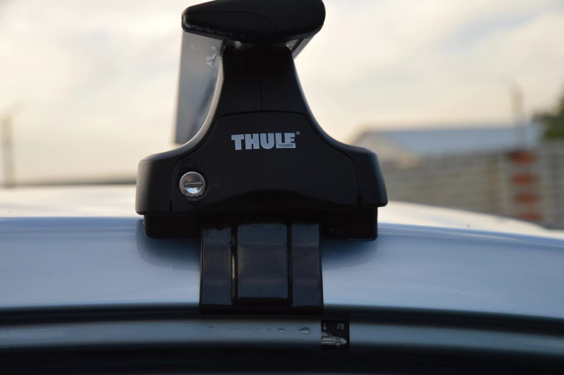 Thule Kit 1591 Audi a6. Renault Talisman багажник на крышу Thule. Крепление багажника acm10. Багажник на крышу Toyota Corolla Verso 2007. Как крепится багажник на крышу