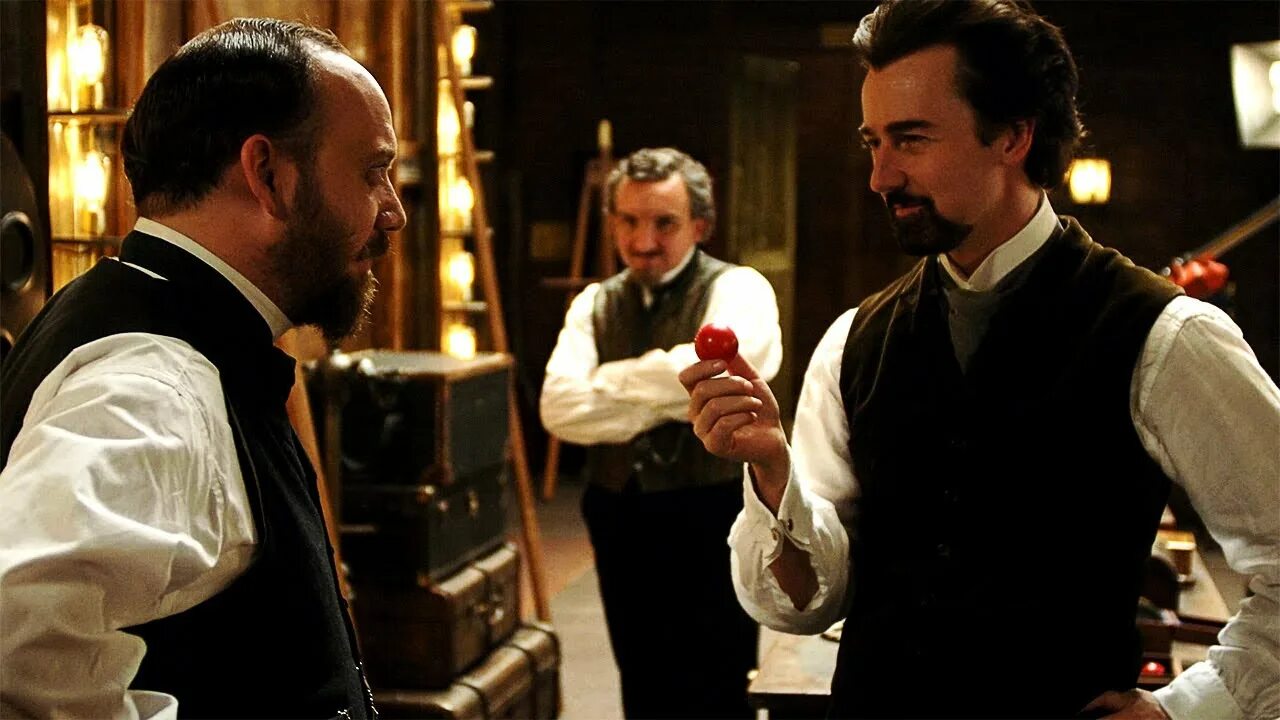 Сыграл главную роль иллюзионист. Иллюзионист / the Illusionist (2006).