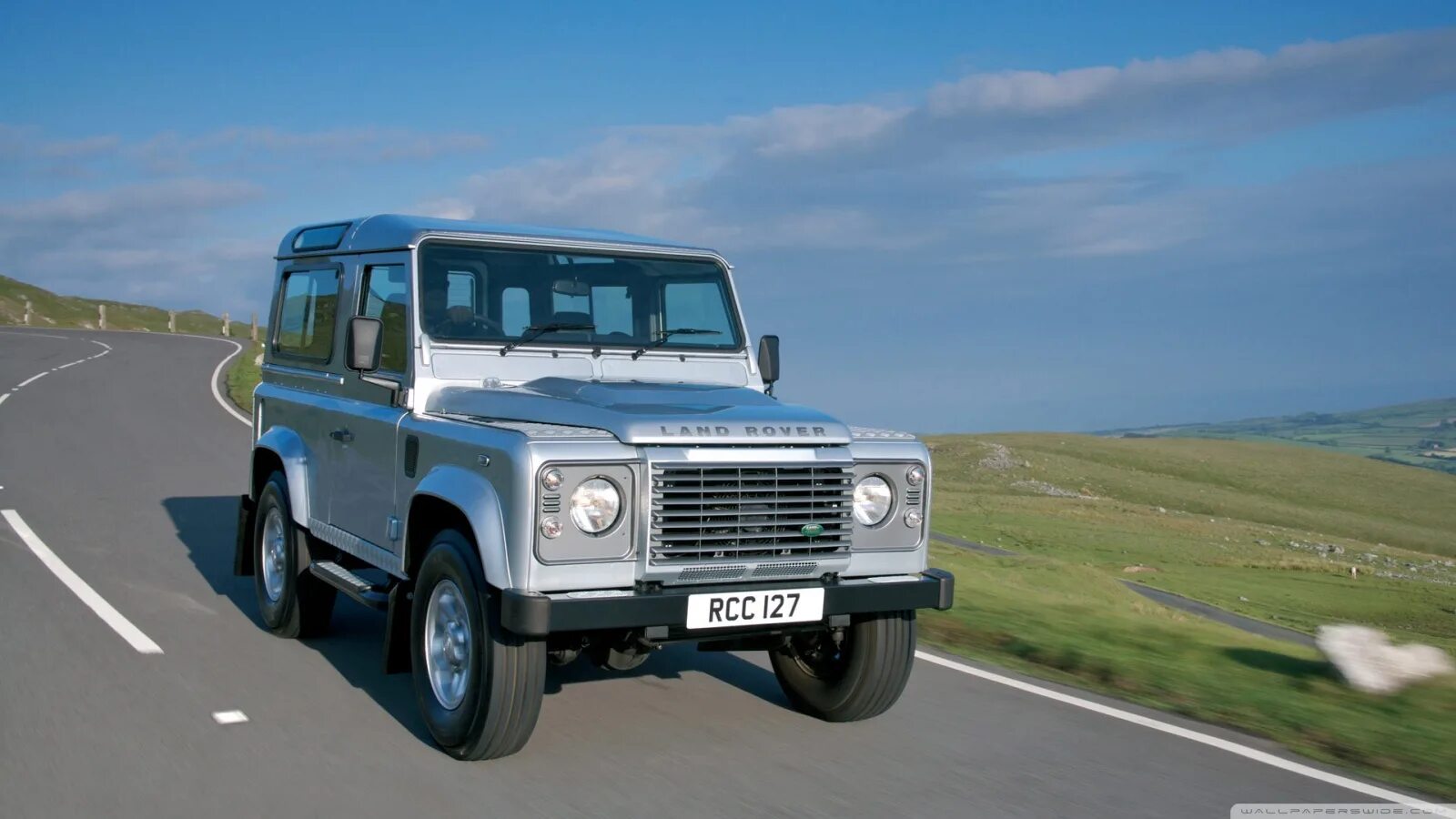 Defender download. Ленд Ровер Дефендер 2007. Ленд Ровер Дефендер 3 дверный. Land Rover Defender 3 Door 90. Ленд Ровер Дефендер 3 двери.