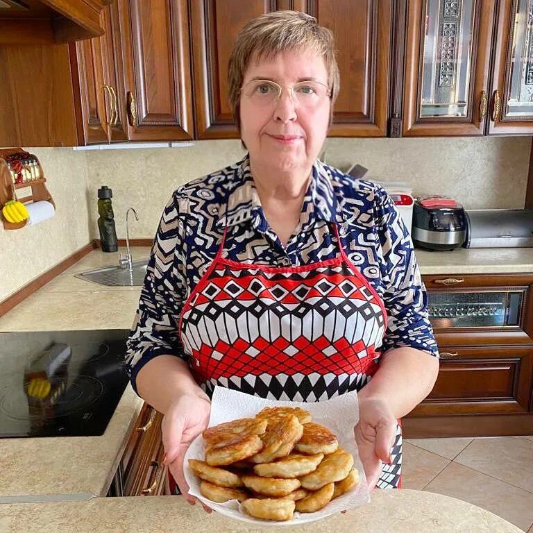 бабушка иностранка сторис