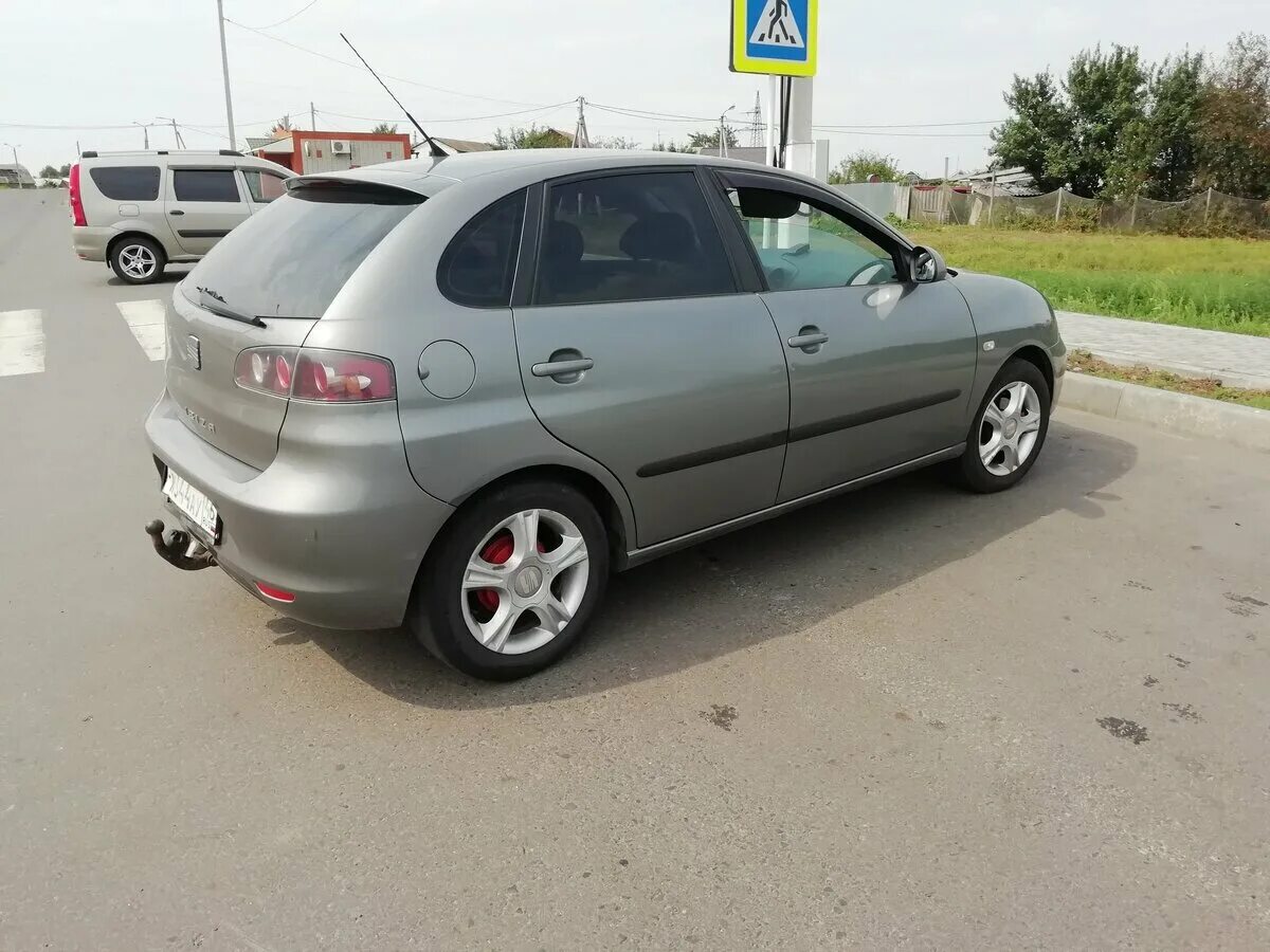 Сеат машина 2008. Seat ibiza fr 2022. Seat ibiza 2014. Сеат ибица 2009. 2.